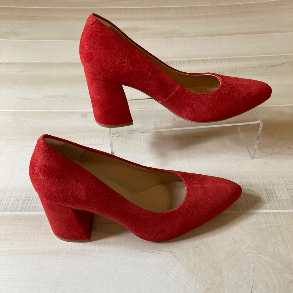 Clarks Stunning Red Suede Chunky Block Heels - Size 8.5